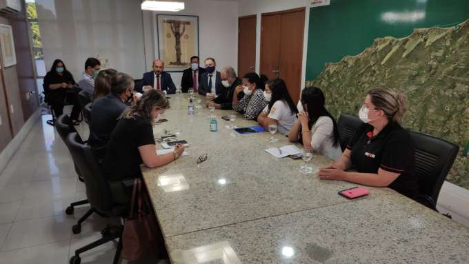 Caiu a máscara de Antenor Roberto