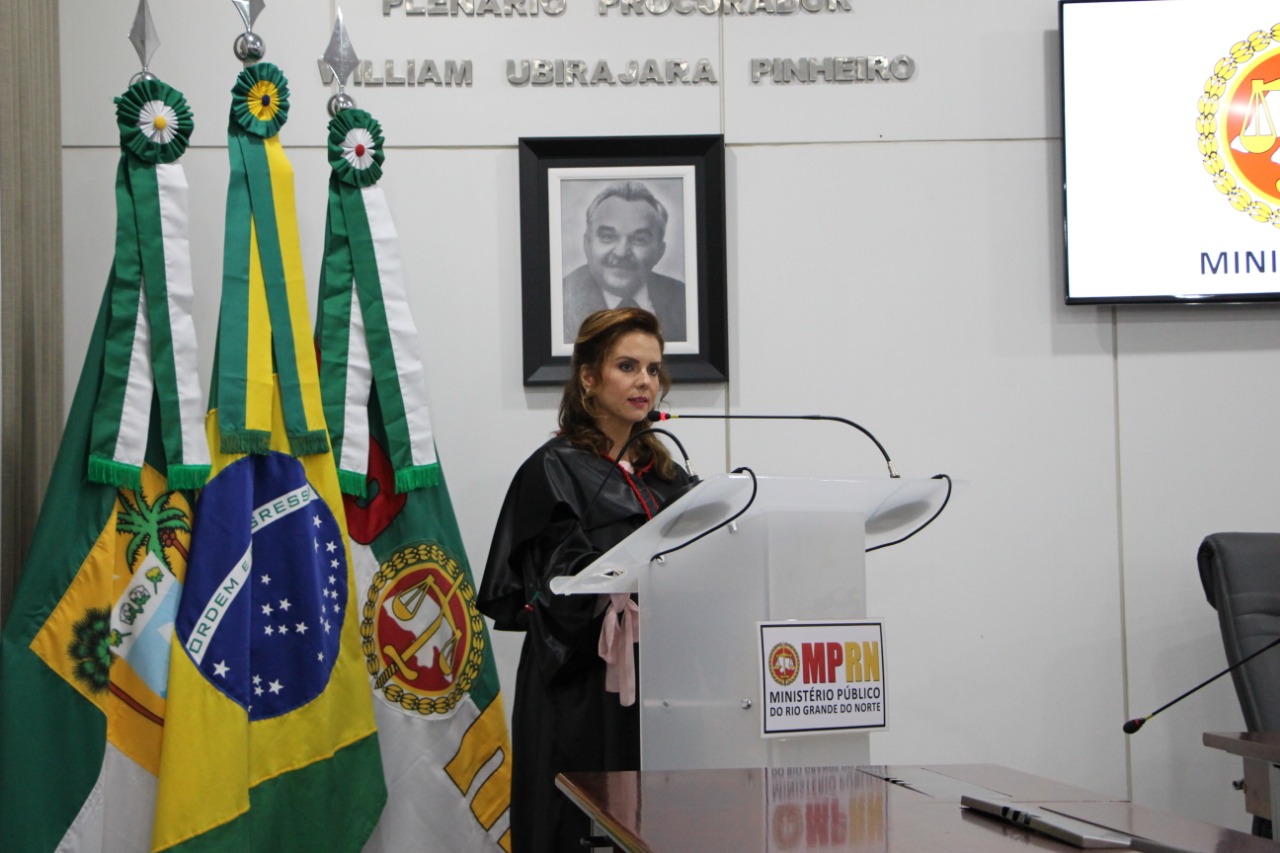 Elaine Cardoso é empossada nova procuradora geral de Justiça do RN