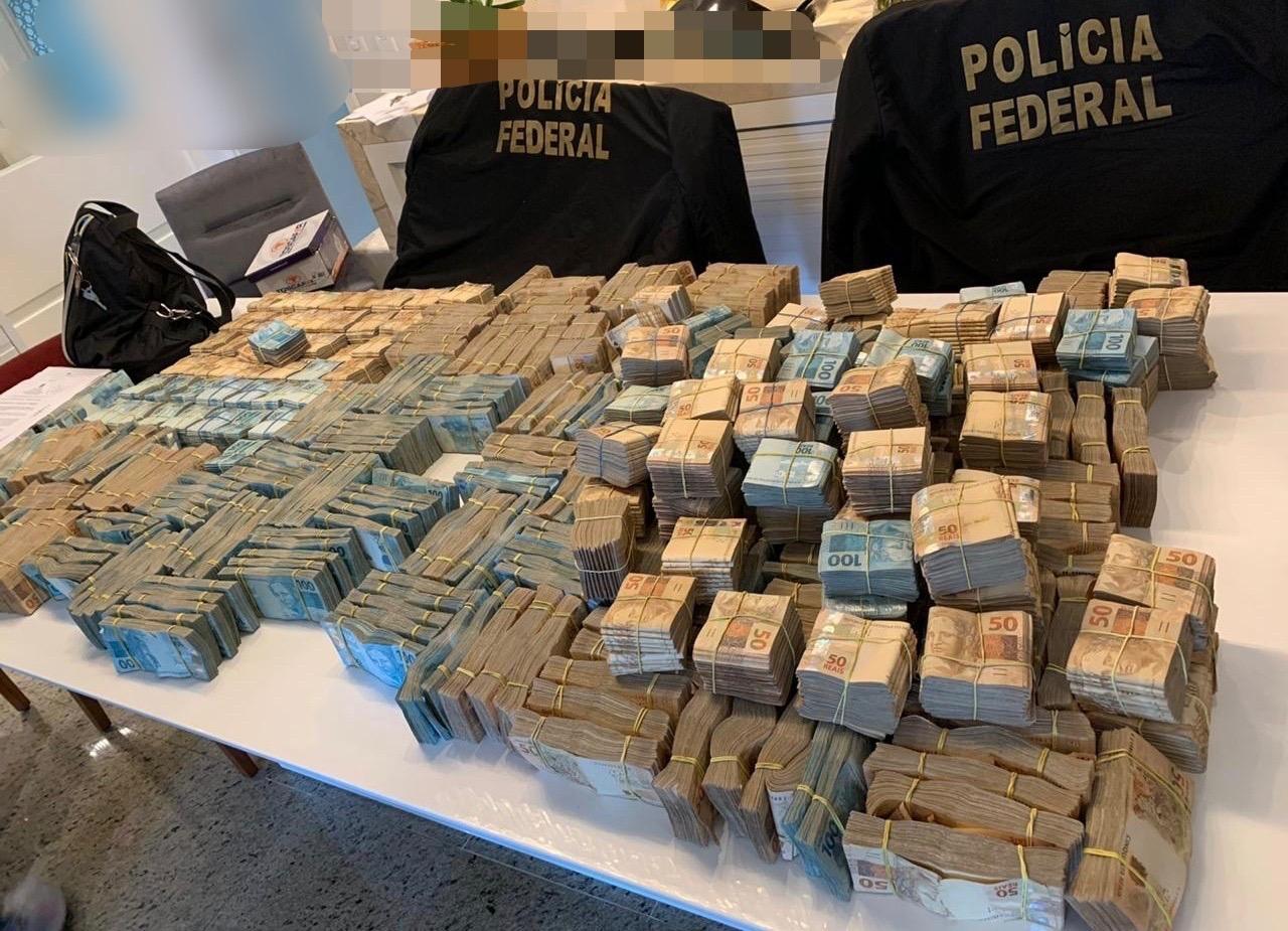 PF faz operação em 2 estados e investiga desvio de R$ 94 milhões nos Correios