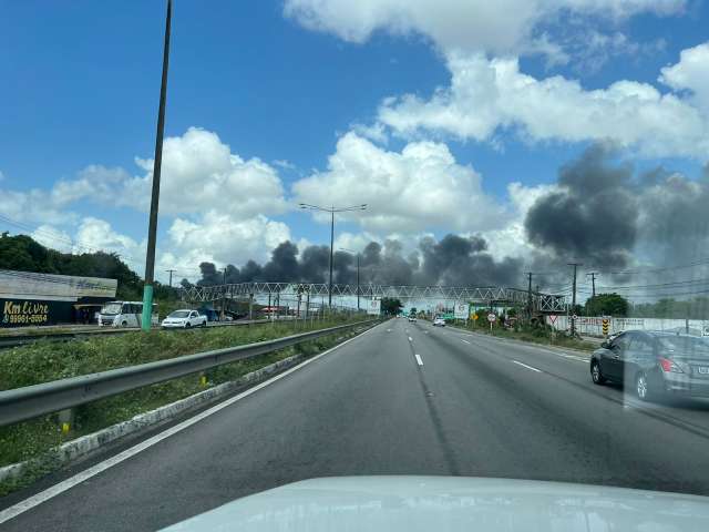 Incêndio em loja de Parnamirim