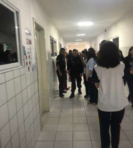 Aluna do 9º ano do Salesiano foi autora das pichações com ameaças