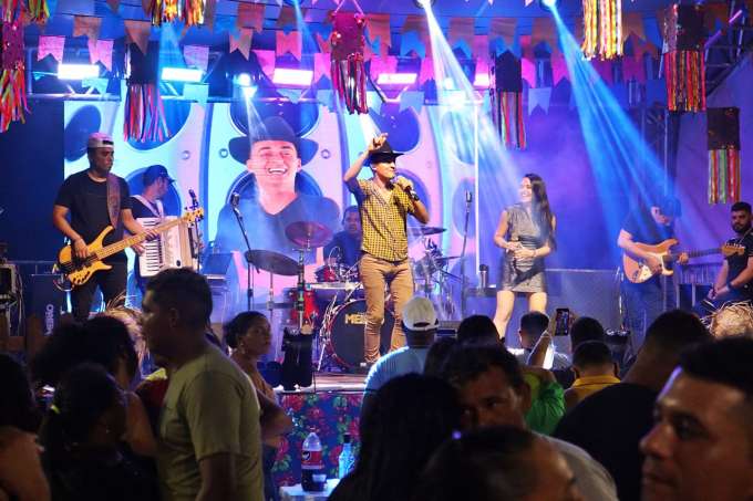 São João do Povo 2024 tem primeira noite de shows em Riacho do Sangue