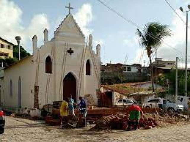 Assaltada, família critica insegurança em Pipa: 