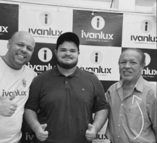 Luto: Morre proprietário da marca Ivanlux 