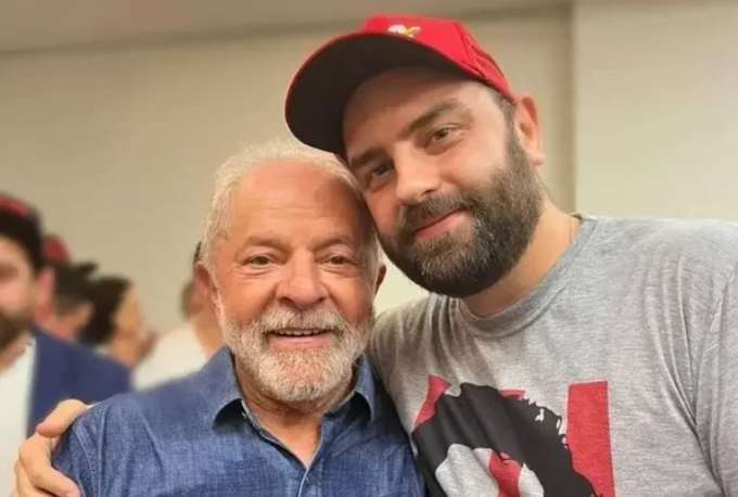 Filho de Lula torce por prisão de Sérgio Moro