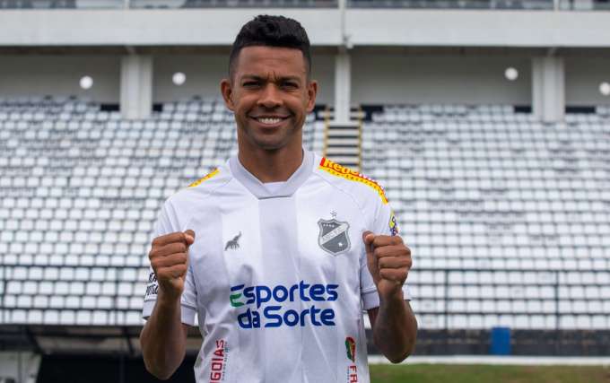Após pedido de Edmo, Wallyson volta ao ABC