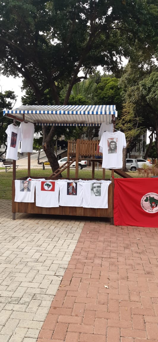 Ideologia para vender no Centro Administrativo