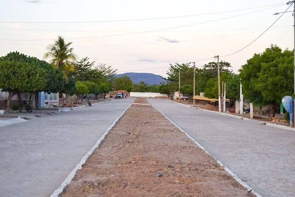 Getúlio Rêgo consegue liberação da terceira parcela de convênio para obras de pavimentação em Pau dos Ferros