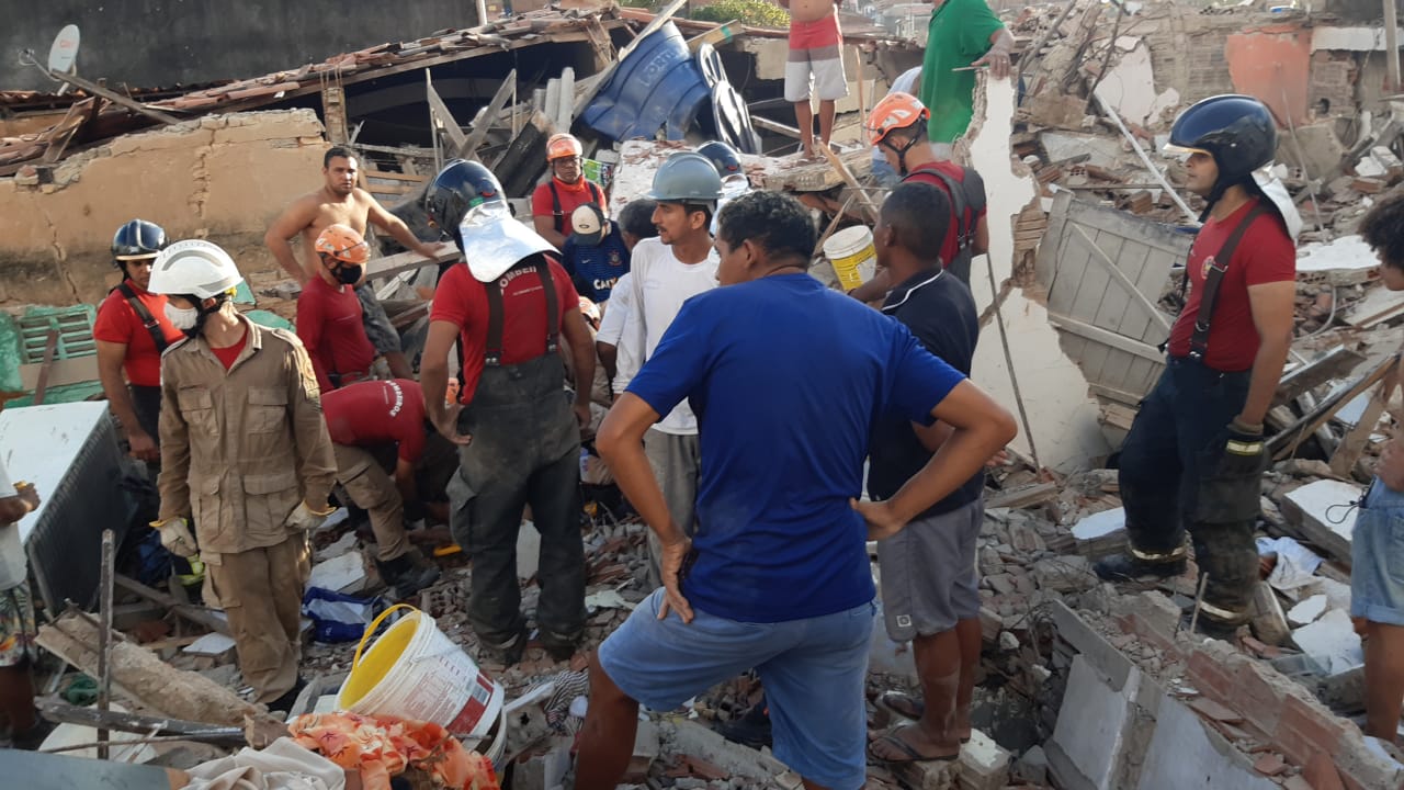 04 mortes e 2 feridos em explosão em Mãe Luiza