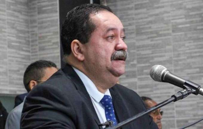 Justiça revoga prisão de pastor investigado por aplicar golpe de R$ 3 milhões em fiéis em João Pessoa
