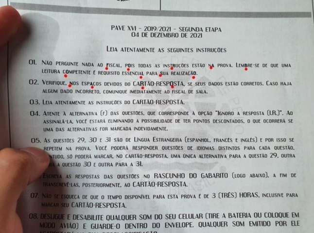 Universidade investiga prova aplicada com a frase “fora, Bolsonaro”