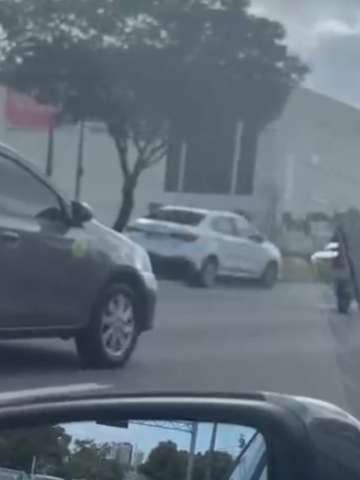 Acidente causa trânsito quilométrico na BR-101