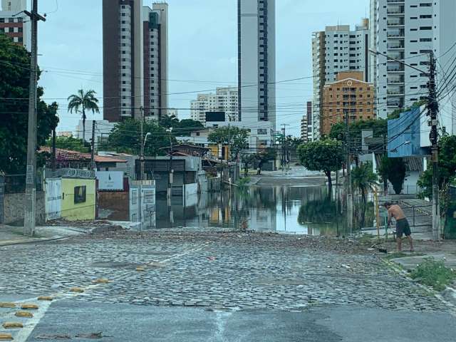 Alagamento em rua de Lagoa Nova já é histórico