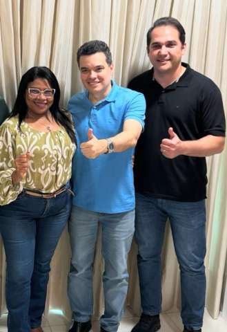 Só faltou a grande madrinha