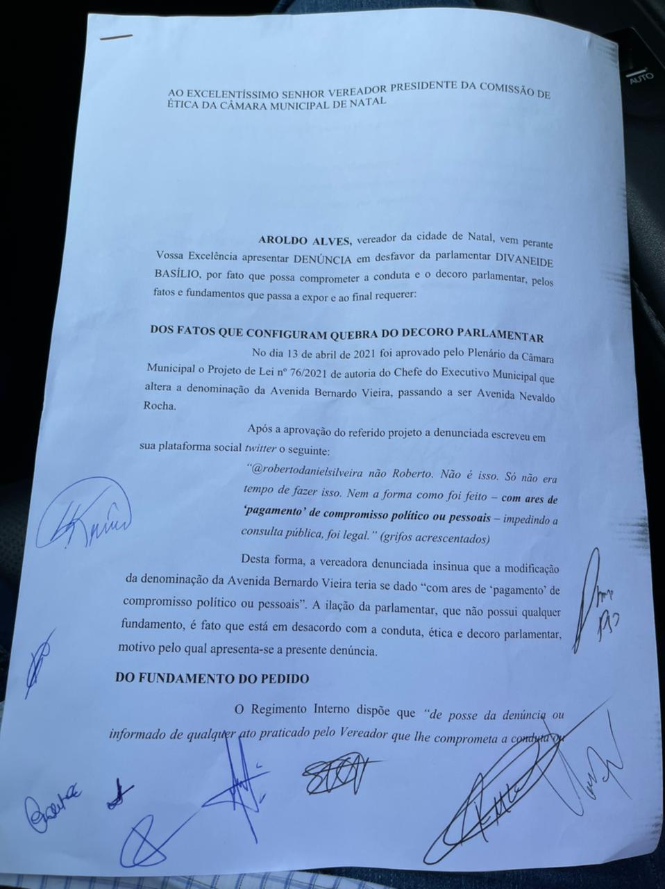 Urgente: Vereadores de Natal denunciam vereadora do PT por quebra de decoro parlamentar