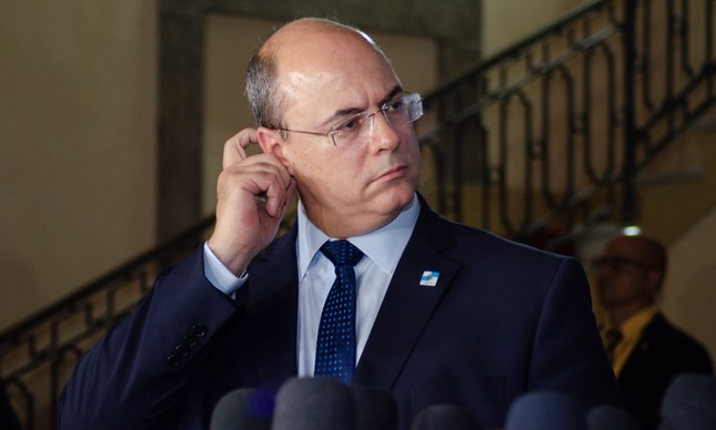 Sem acesso a provas, ação de improbidade contra Witzel “está capengando”