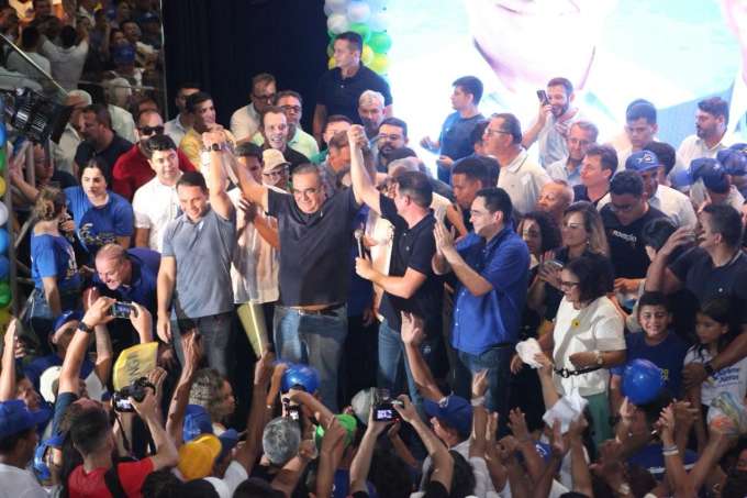 Álvaro Dias mostra força e comanda evento do Republicanos/RN com 6 mil pessoas