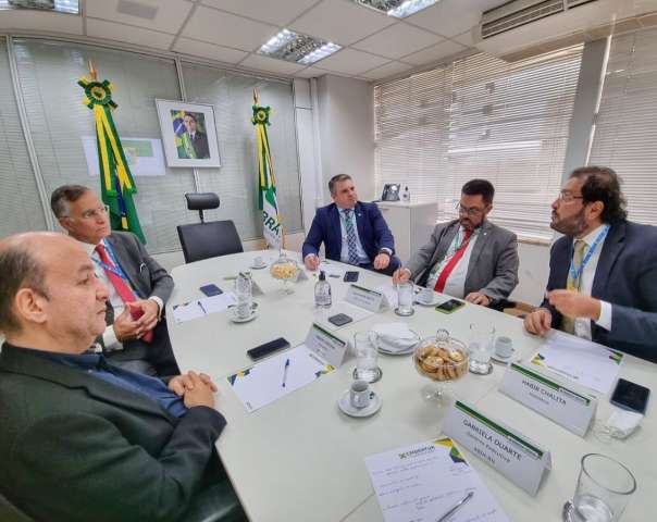 Presidente do SHRBS-RN discute ações para fortalecimento do turismo na Embratur e Congresso Nacional