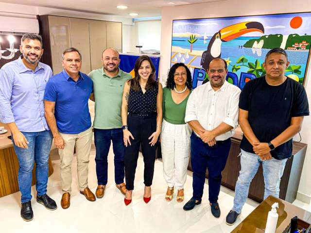 Vereadores do PSDB, que adoram uma godela, resolveram ir para a esquerda