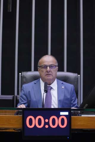 Paulinho Freire busca informação no Ministério da Justiça sobre custo da operação de recaptura dos presos em Mossoró