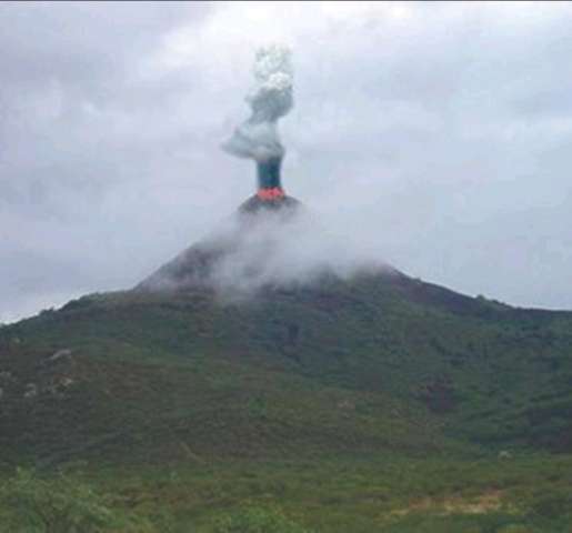Meme: A erupção 🌋 do Pico do Cabugi