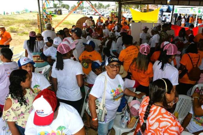 Prefeito Taveira participa da 2ª Edição do Projeto 60+ na Praia de Pirangi
