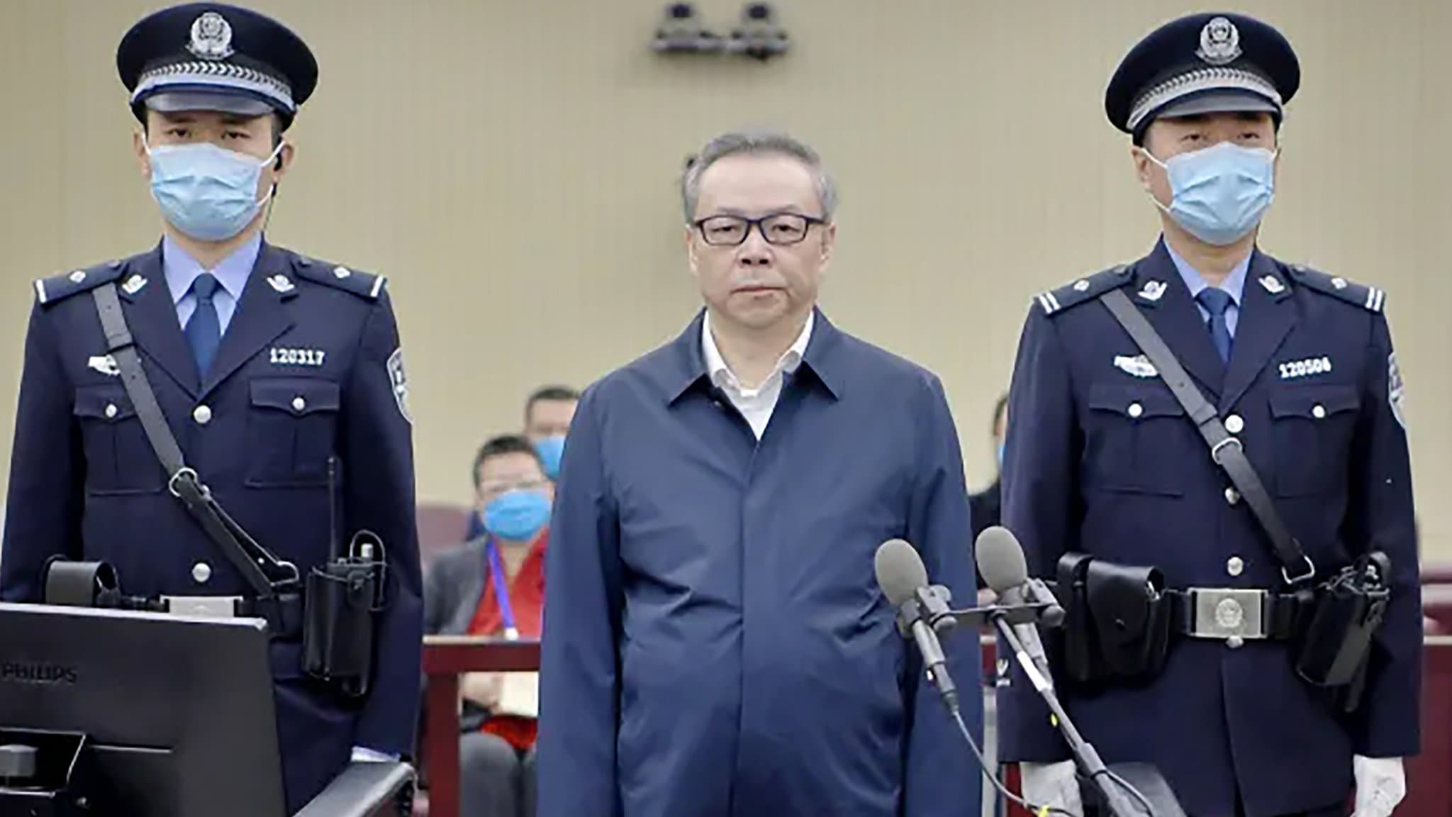 China executa ex-banqueiro condenado por desvios de R$ 1,5 bilhão e bigamia
