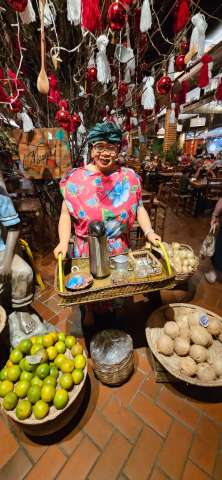 Natal: Mulher do restaurante Mangai muda de cor