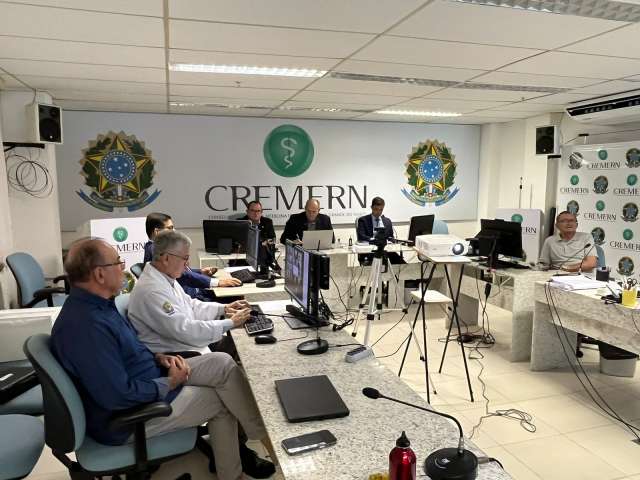 Mediação na Justiça Federal provocada pelo CREMERN sinaliza para uma solução definitiva dos pagamentos em atraso para os médicos