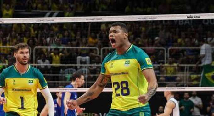 Seleção brasileira de vôlei se classifica para a Olimpíada de 2024, mas técnico pede demissão