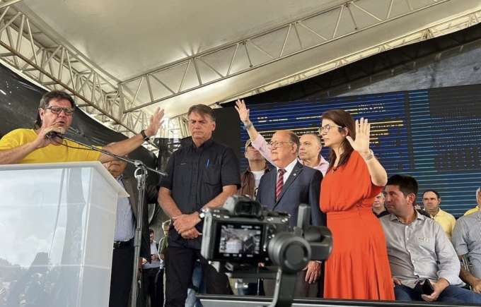 Vestido Vermelho: Se é para jogar o voto no lixo, é melhor votar em Fátima Bezerra