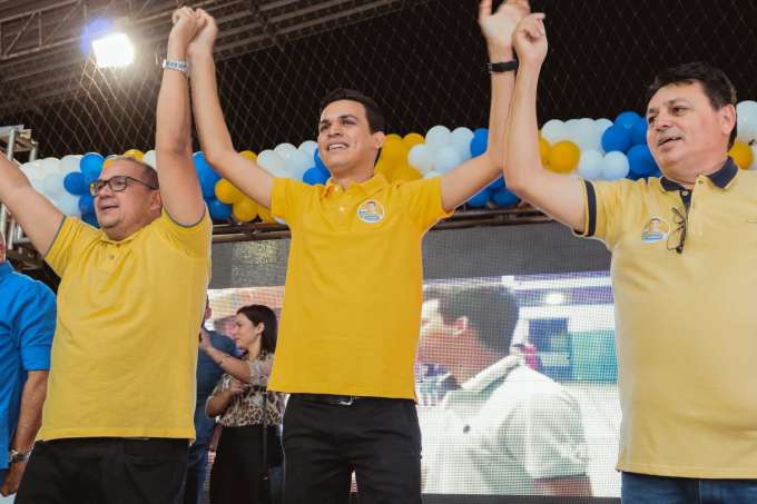 Maurício Filho reúne grande público no começo da campanha para deputado