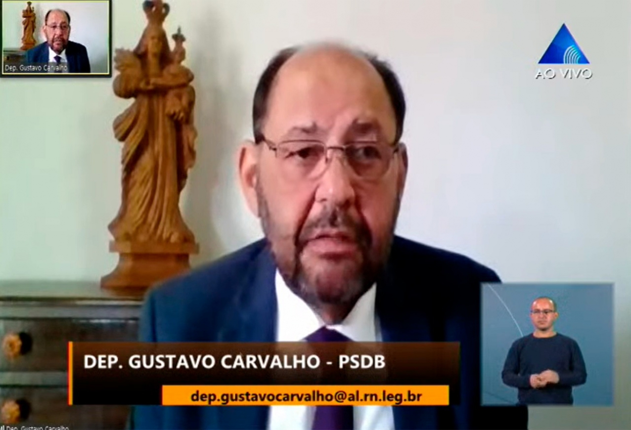 Gustavo Carvalho questiona contrato da Sesap para locação de ambulâncias