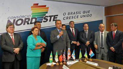 Diferente do Rio Grande do Norte, que se esconde, Alagoas aciona Justiça para reaver dinheiro repassado para compra de respiradores via Consórcio Nordeste