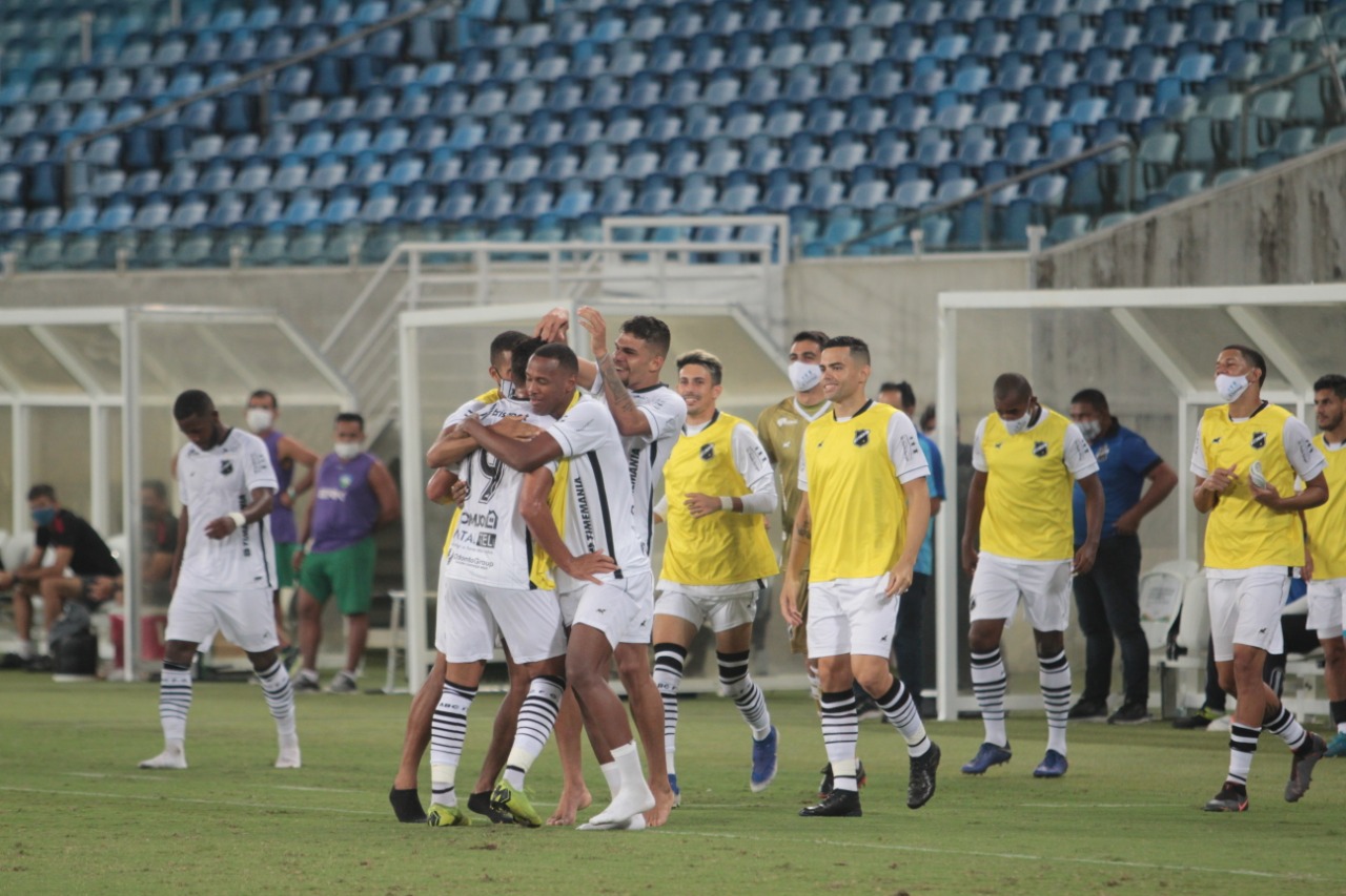ABC reestreia com goleada na Arena das Dunas