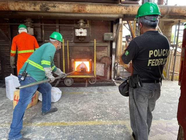 Polícia Federal incinera 2,6 toneladas de drogas apreendidas no RN