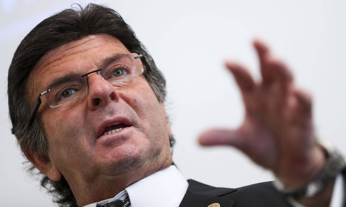 Fux toma posse hoje como presidente do STF