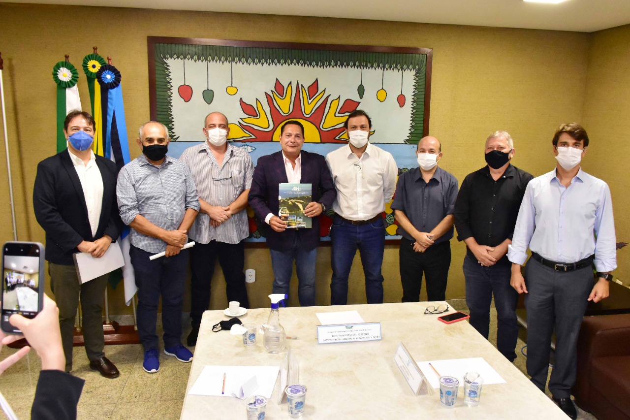 Presidente da Assembleia Legislativa do RN se reúne com representantes dos setores de turismo e eventos