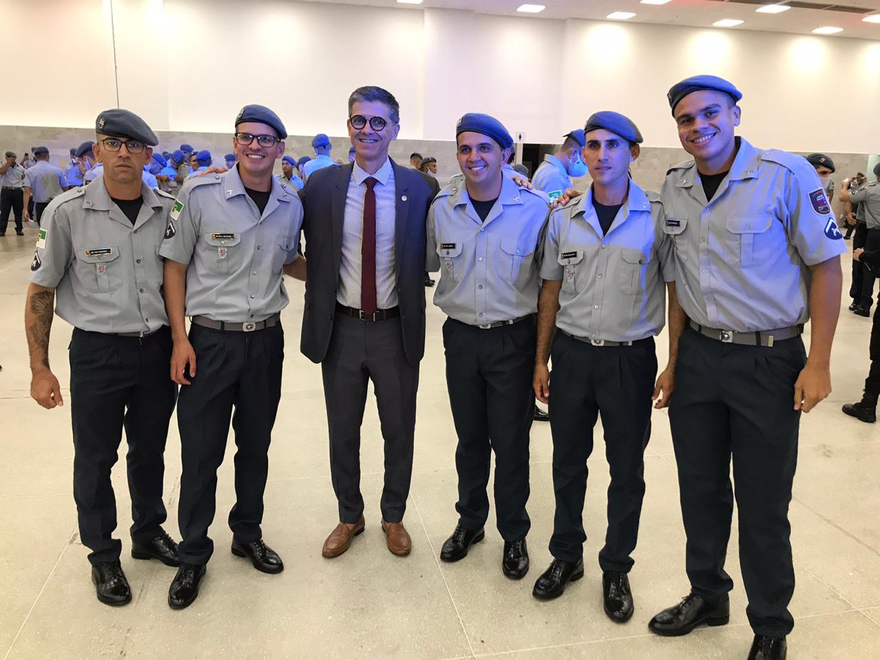 Coronel Azevedo celebra implantação de carreira de nível superior na PMRN