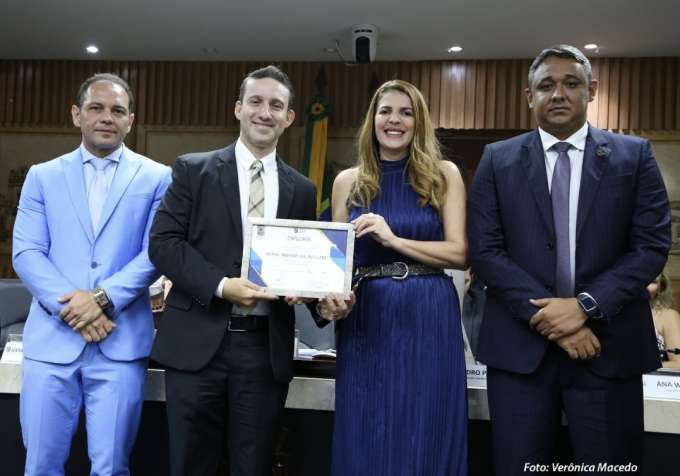 Câmara Municipal de Natal homenageia oficiais de justiça