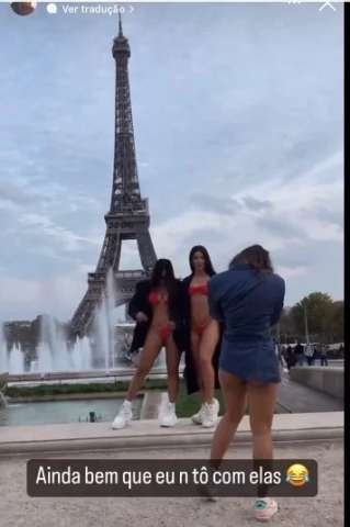 Polícia barra influenciadoras brasileiras seminuas na Torre Eiffel