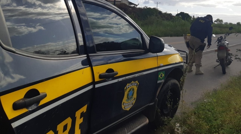 Operação Têmis: PRF flagra 38 pessoas conduzindo motocicletas sem habilitação no interior do estado