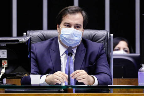 Maia diz que manter veto a reajuste 'é o melhor para o Brasil'