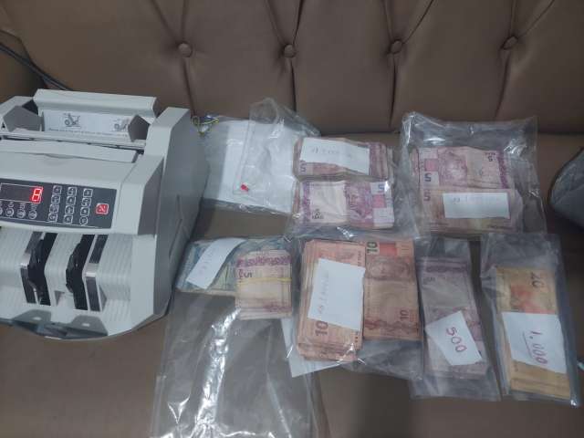 Operação Logro: MPRN apreende armas e R$ 183 mil em espécie