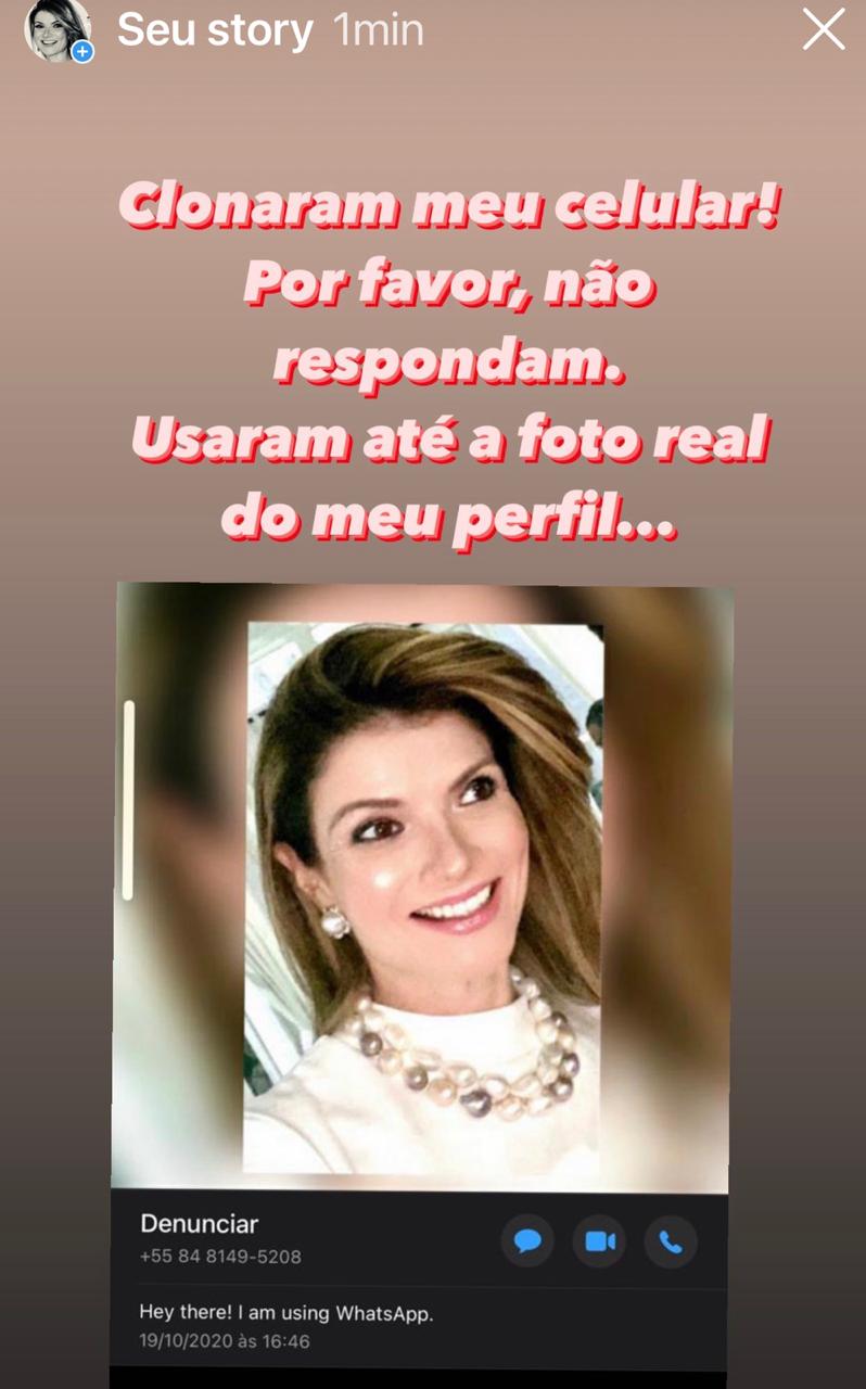 Clonaram o telefone de Laurita Arruda