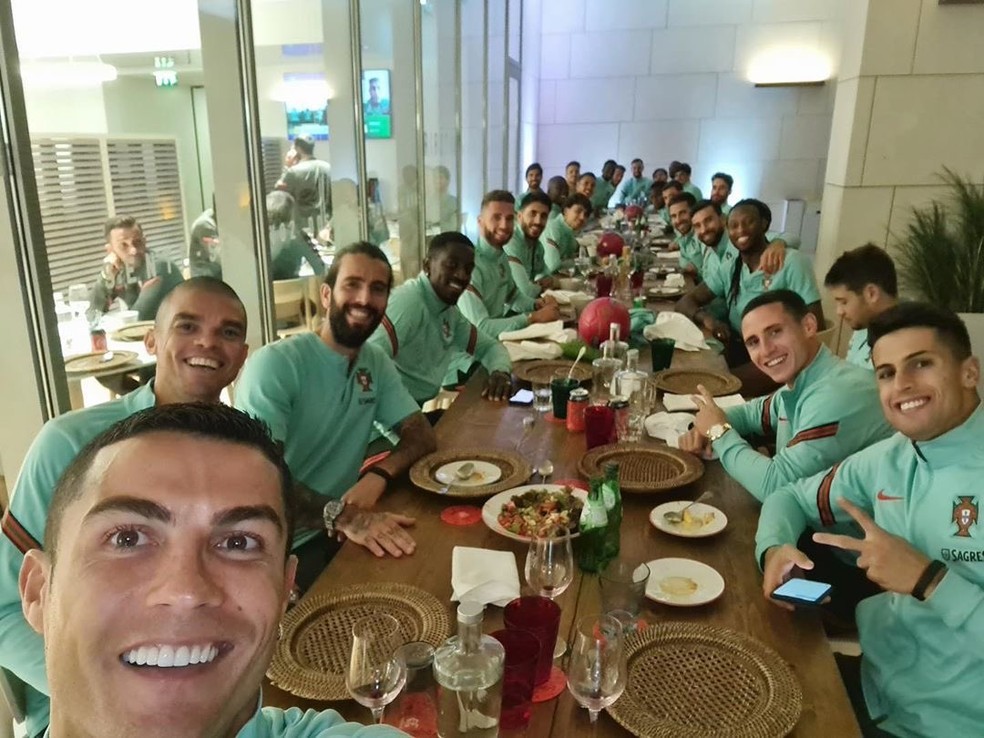 Cristiano Ronaldo testa positivo para covid-19 e fica fora de partida contra Suécia