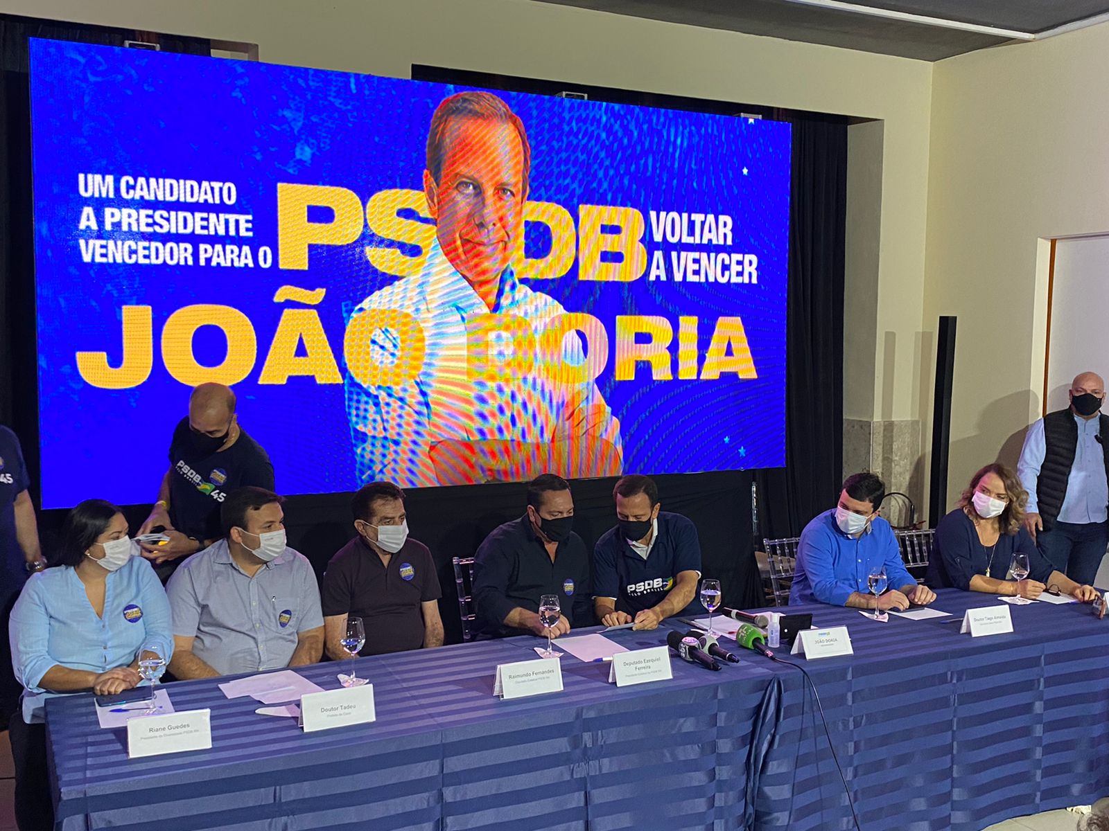 Raimundo Fernandes agrada Ezequiel e desagrada Fátima
