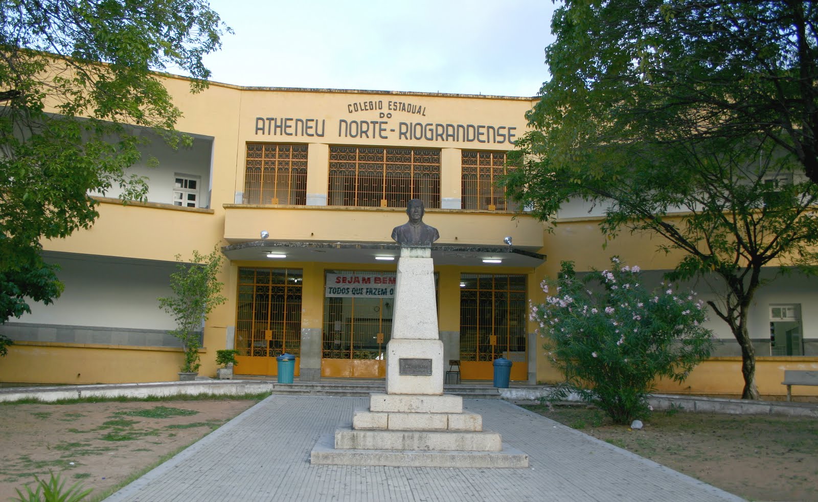 Governo adia por mais 30 dias o reinicio das aulas no RN