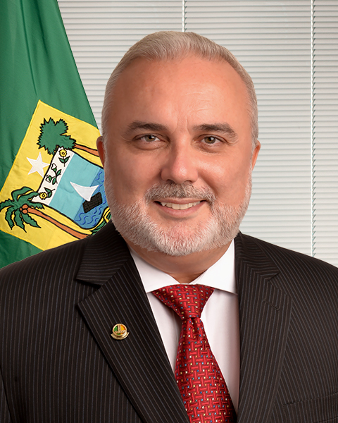 Senador petista paga, via Senado, mesmas empresas que contratou na campanha para prefeito