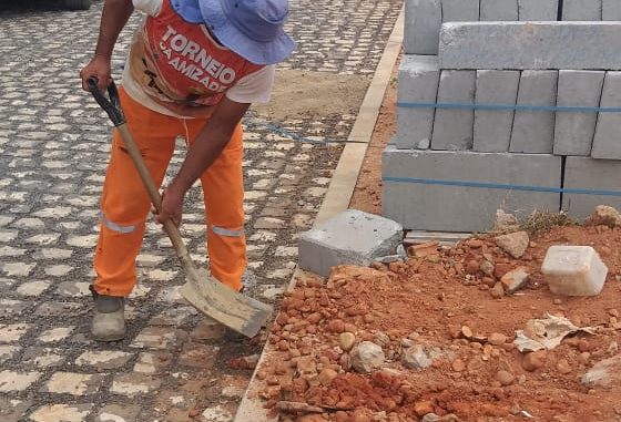 Obra de pavimentação das ruas do bairro Planalto 13 de maio em Mossoró entram em fase de conclusão